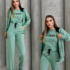 комплект от три части GUESS